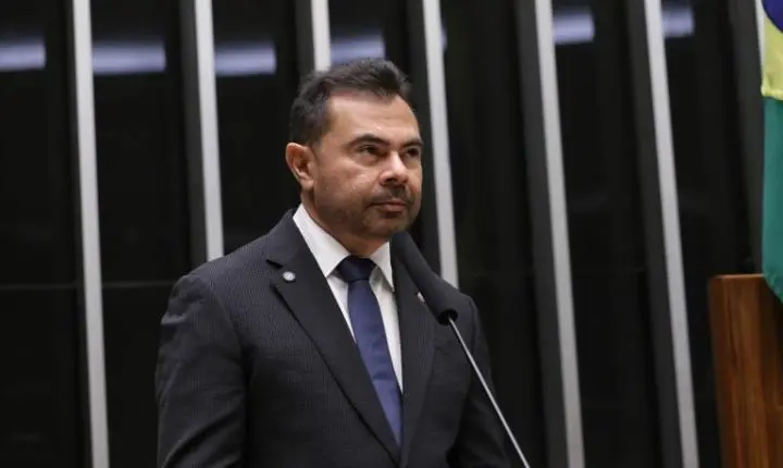Comissão de Educação debate estratégias de escolas cearenses para ampliar acesso ao ensino superior