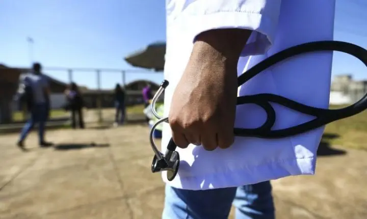 Comissão mista avalia nesta terça-feira exame obrigatório para medicina