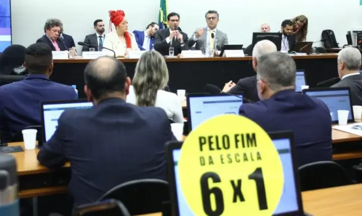Comissão da Câmara debate fim da escala 6x1 com sindicatos e movimentos sociais
