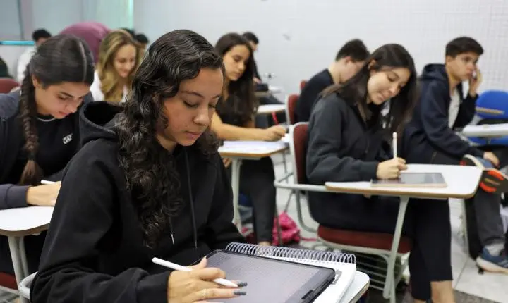 MEC divulga resultado do Fies e abre prazo de complementação