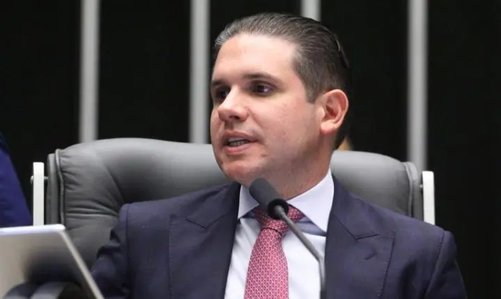 Congresso promulga fim da escala 6x1 e aposentadoria especial para agentes