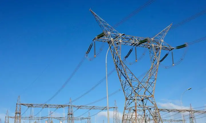Governo regulamenta mercado livre de energia para todos os consumidores até 2028