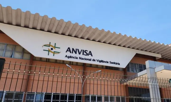 Anvisa proíbe a comercialização e fabricação de cosméticos sem registro