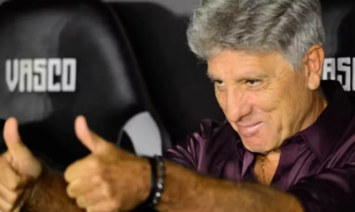 Renato Gaúcho coloca cargo à disposição no Vasco após irritação com torcida