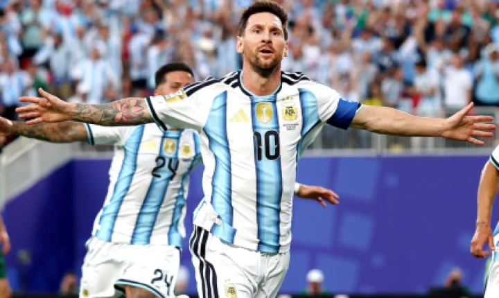 D10S: Messi se transforma no maior artilheiro da história das Copas com hat-trick na estreia