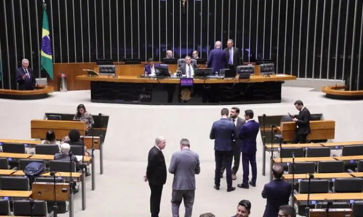 Câmara dos deputados avalia acordo do mercosul sobre proteção às mulheres
