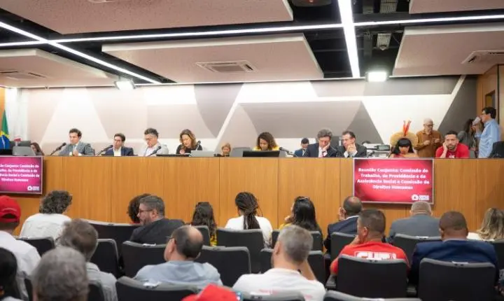 Parlamentares buscam fim da escala 6x1 ainda em 2024