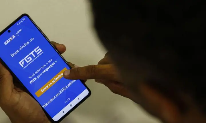 Uso do FGTS para quitar dívidas no Desenrola Brasil já está disponível