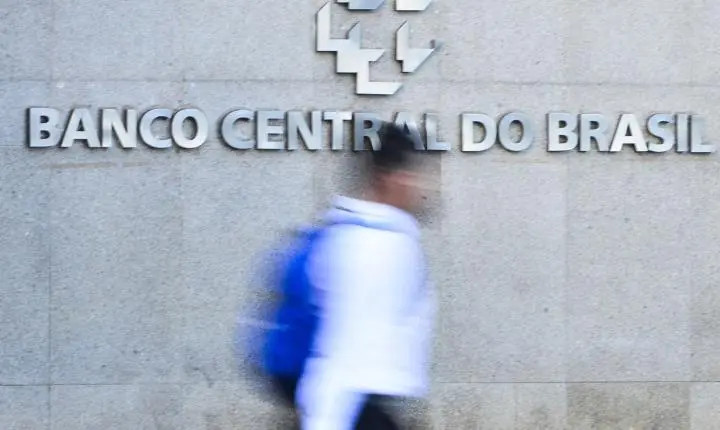 Recursos de clientes do conglomerado Master migraram para grandes bancos, aponta Banco Central