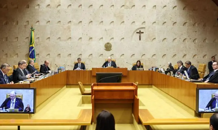 Dino e Zanin defendem julgamento no STF de Moraes e Mendonça no mesmo dia