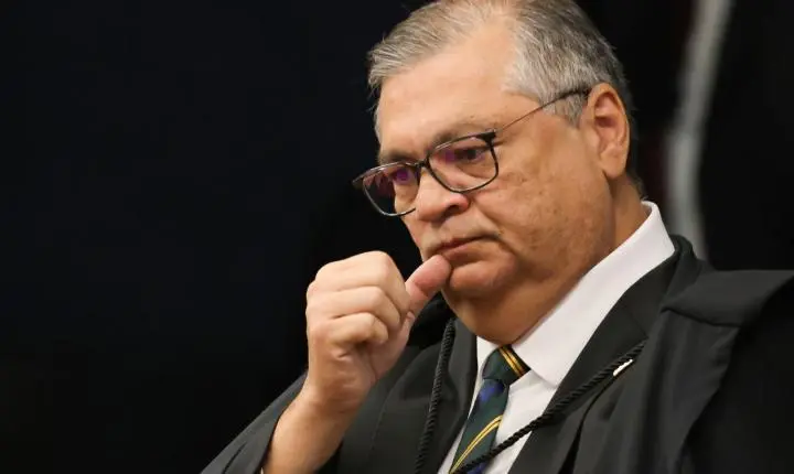 Flávio Dino levanta dúvidas sobre combate conjunto a fraudes por CVM e BC