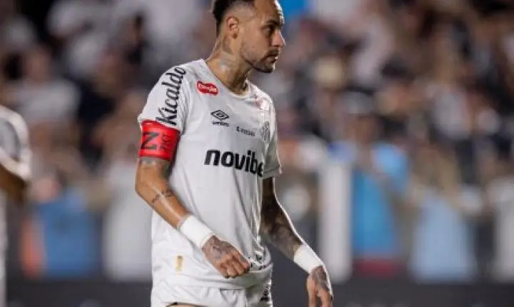 A polêmica da substituição: o que Neymar, Cuca e os árbitros disseram sobre o erro