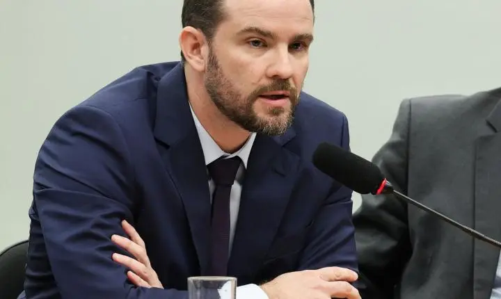 Ministro Durigan embarca para a França com agenda do G7 e encontros bilaterais