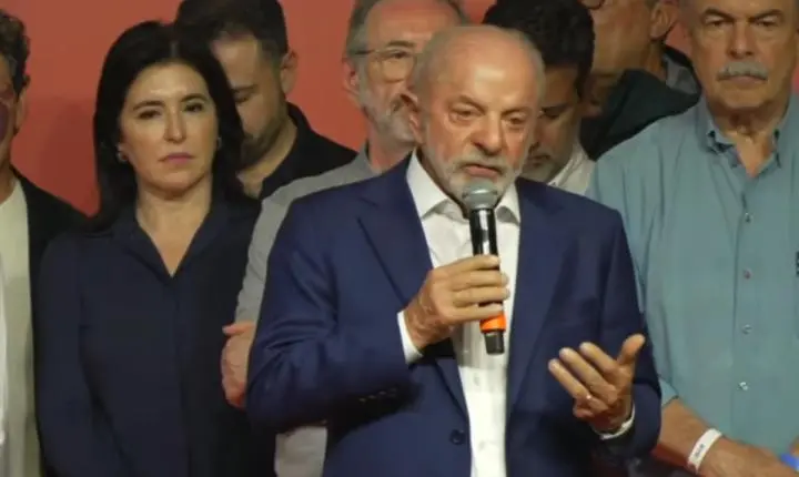 É tetra: Lula é reeleito presidente e amplia trajetória histórica na política brasileira