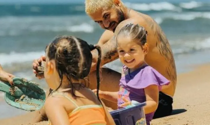 Zé Felipe posta mensagem intrigante durante viagem com os filhos