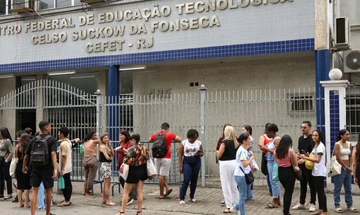 Rio de Janeiro vai garantir transporte gratuito no Enem para 150 mil estudantes