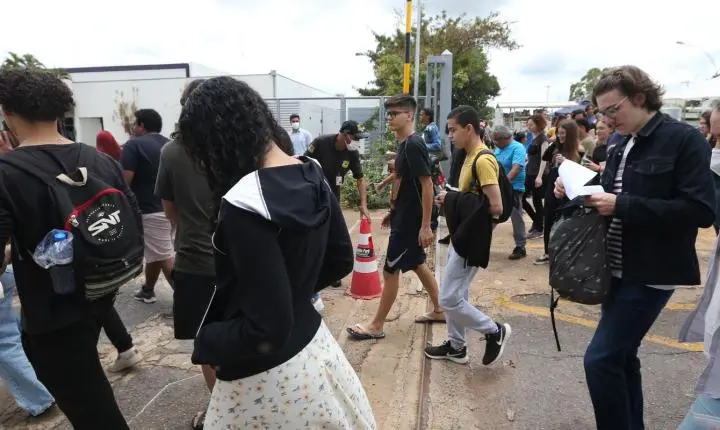 Mais de 5 milhões de inscrições confirmadas para o Enem 2026, anuncia MEC