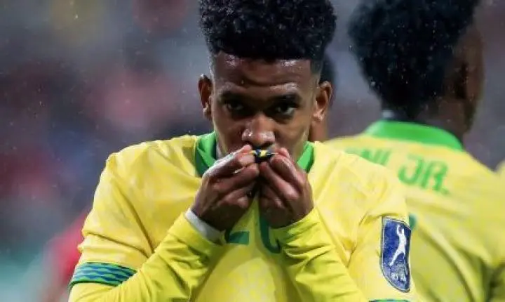 Estêvão explora tratamentos alternativos para acelerar retorno e disputar Copa do Mundo