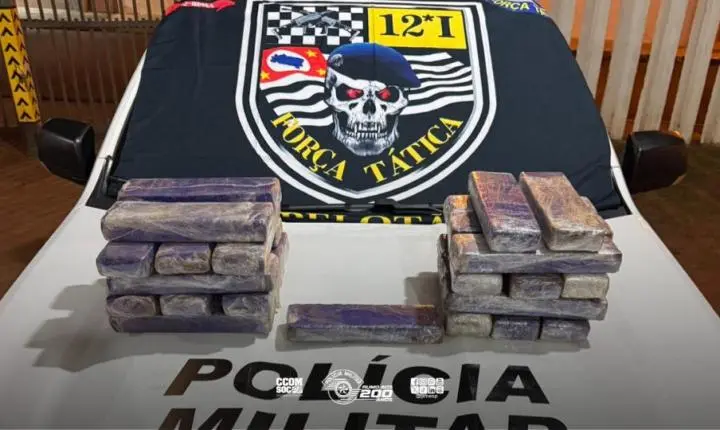 Força Tática apreende 25 Kg de maconha em ônibus interestadual