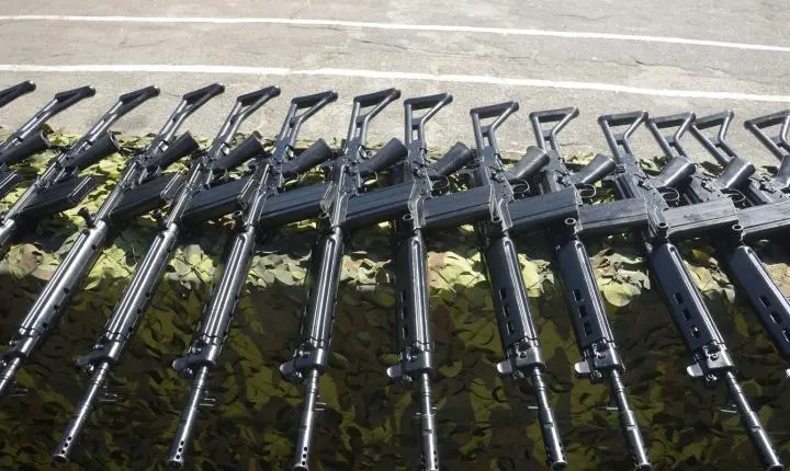 Governo determina o recadastramento de armas de uso restrito no RJ