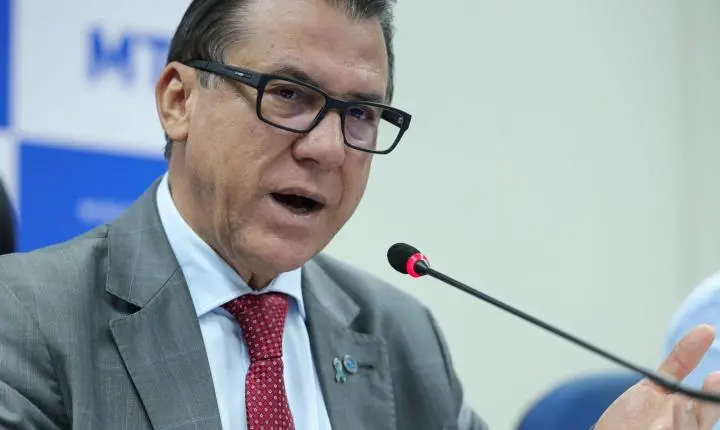 Governo planeja restringir crédito a empresas que praticam assédio eleitoral