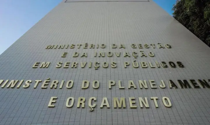 Governo autoriza crédito suplementar de R$ 5,1 bilhões para saúde e assistência