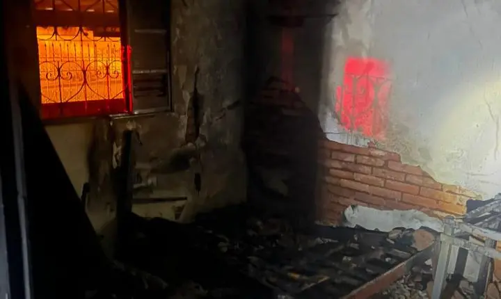 Homem com deficiência é resgatado de incêndio em residência em Iracemápolis 