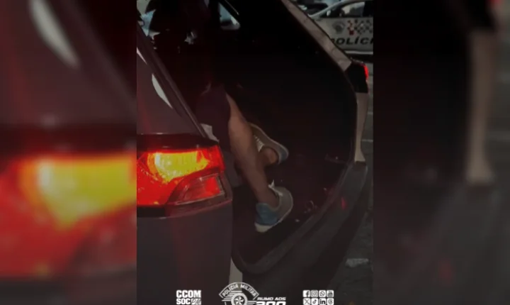 Homem é encontrado escondido em guarda-roupa durante averiguação de furto