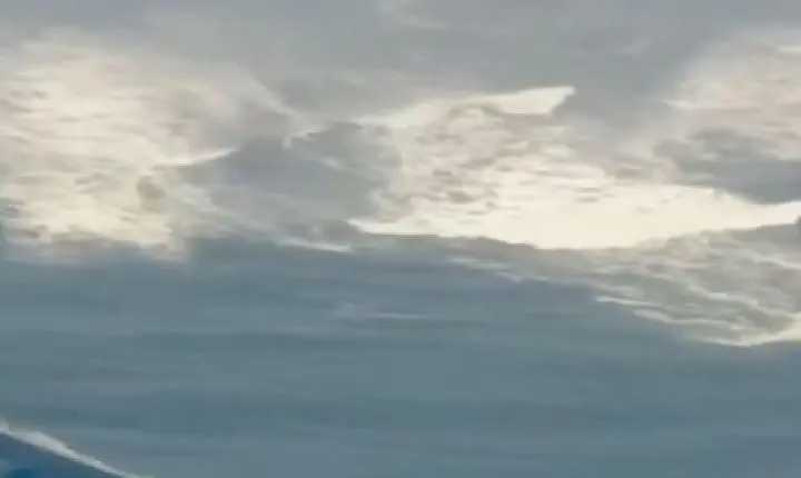 Japão em alerta após forte terremoto e evacuações em cidades costeiras