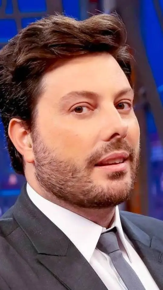 🧠 Lei Danilo Gentili: entenda o projeto que quer dar imunidade a críticas contra autoridades públicas