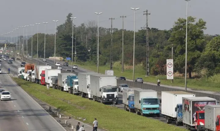 Nova lei do piso mínimo do frete reforça fiscalização no transporte de cargas
