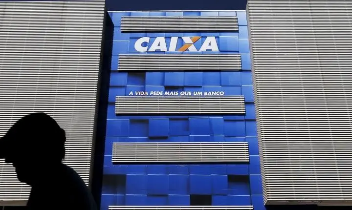 Lucro da Caixa registra queda de 34% no primeiro trimestre devido a novas normas do BC