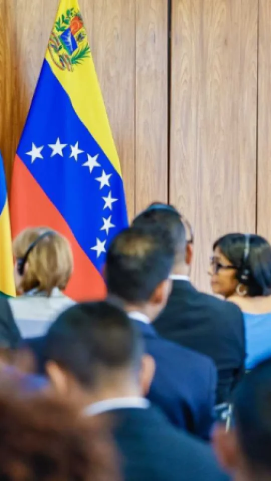 Lula defende Venezuela e diz que presidente estrangeiro não vai interferir