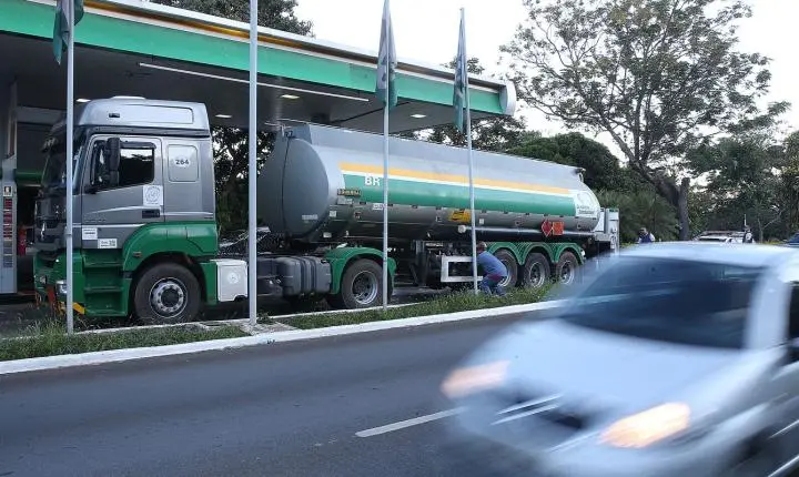 Mais de 80% dos estados brasileiros aderem a subsídio para diesel importado