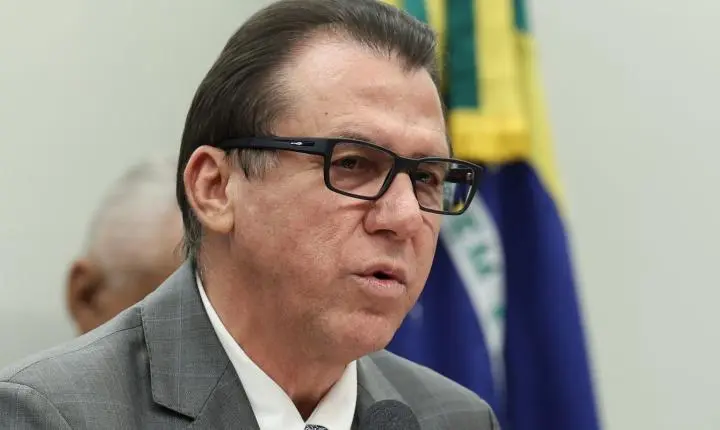 Marinho solicita ao STF medidas contra uso irregular do MEI