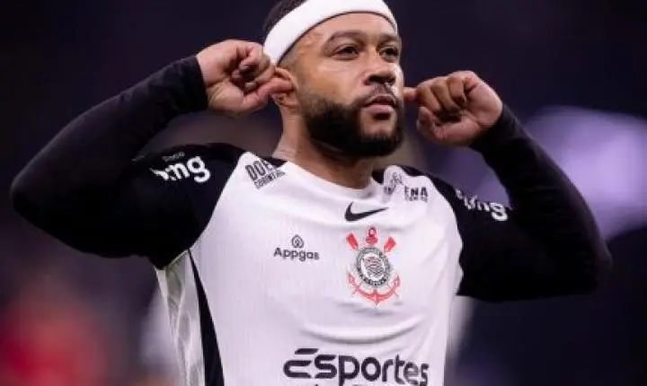 Memphis manda recado enigmático após classificação do Corinthians: “Nós dançamos”