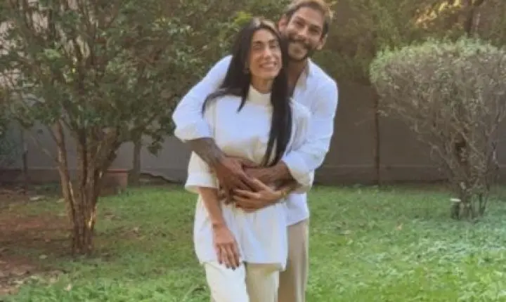 Michelle Barros e Shia Phoenix anunciam que serão pais e celebram novo capítulo