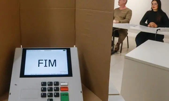 Justiça Eleitoral atualiza regras de votação para conter avanço tecnológico