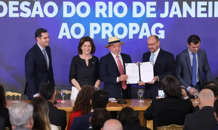 O estado do Rio de Janeiro alcança redução de R$ 40 bilhões na dívida ao aderir ao Propag