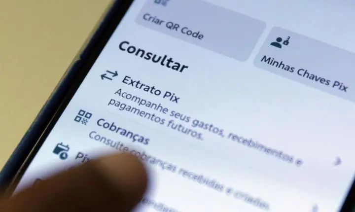 Transações com Pix registram queda de 10% após restrição a bets