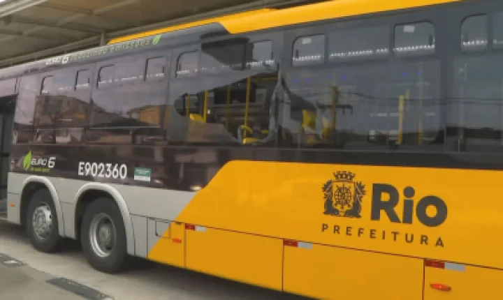 Passageiro morre após ser baleado em BRT na zona sudoeste do Rio de Janeiro