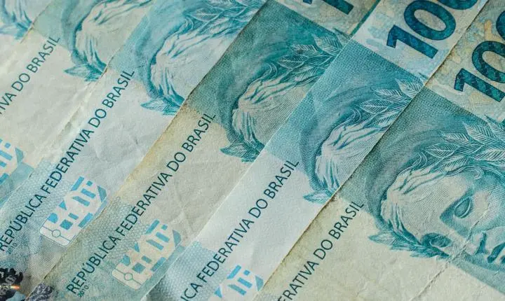 PF prende suspeito de integrar esquema com falsa plataforma de investimentos