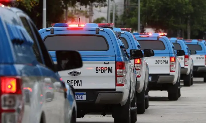 Mega operação da PM mobiliza 27 batalhões contra o Comando Vermelho no Rio