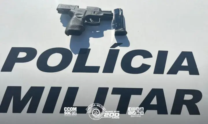 Polícia Militar detém indivíduo por porte ilegal de arma de fogo e falsa identificação na Capital.