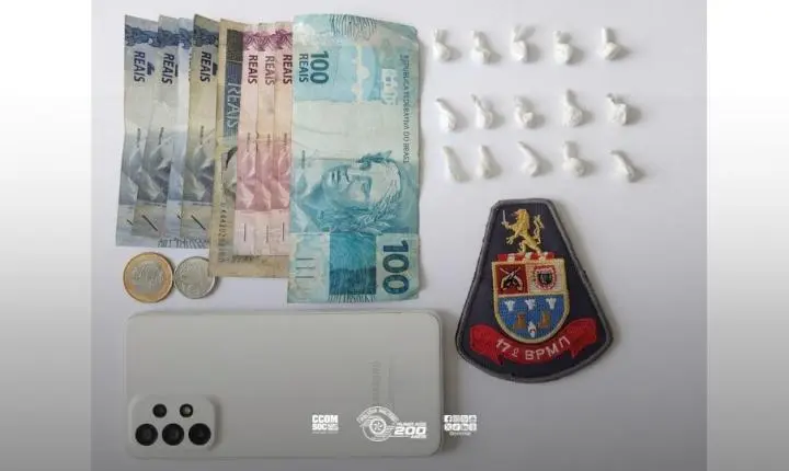 Mulher é detida pela Polícia Militar por tráfico de entorpecentes em São José do Rio Preto