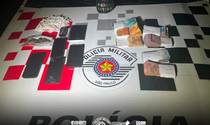 Polícia Militar prende quatro pessoas e apreende adolescente por tráfico de drogas em Limeira