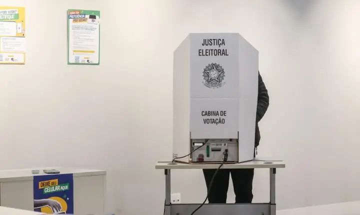 Eleitores no exterior: Portugal concentra maior votação no domingo