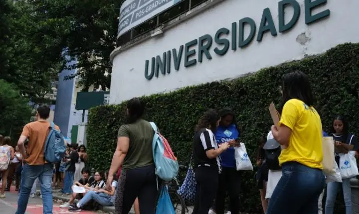 Projeto propõe o fim do vestibular e amplia acesso às universidades públicas