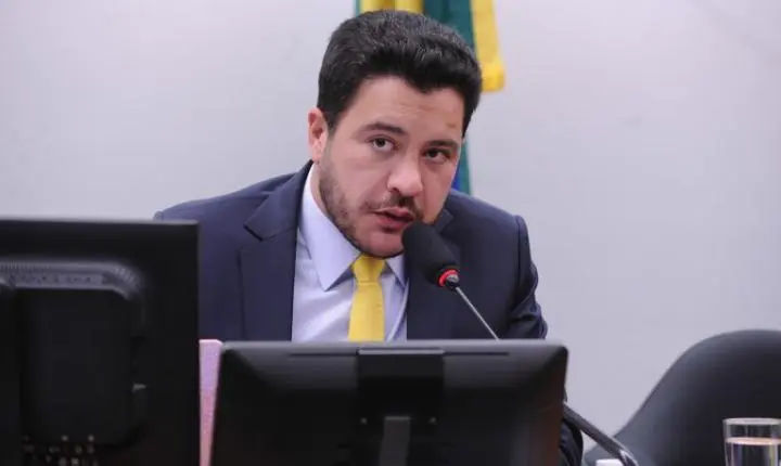 Projeto de lei propõe excluir BPC do cálculo de renda para o Bolsa Família em casos de pessoa com deficiência