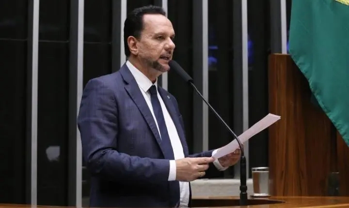 Projeto altera a Lei da Liberdade Econômica para desburocratizar serviços